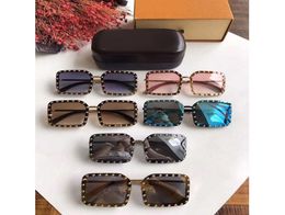 Men039s Sunglasses Gold Frame Square Metal Frame Trend Style Outdoor Design Round Nail Pattern Metal Frame Sunglasses for Women8372010
