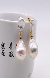 Vintage ladies pearl earrings white natural baroque pearls women039s gold earrings short ladies earrings14206084