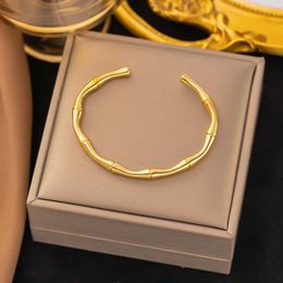 Bangle 316L Stainless Steel New Fashion Fine Jewellery 7 Different Styles Heart Daisy Bamboo Knots Charm Thick Chain Bracelets For Women