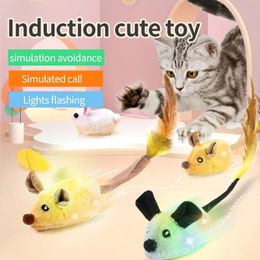 Electric mouse and cat toy interactive random walking simulation mouse pet cat plush toy vibration sensor little cat teasing toy 240506