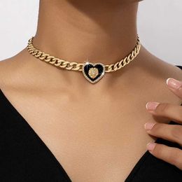 Pendant Necklaces Korean Gold-plated Lion Head Enamel Necklace for Women Fashion Rhinestone Heart Pendant Necklace Punk Collar Choker Jewelry J240508