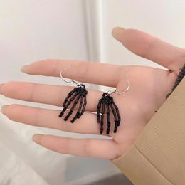 Dangle Earrings Timlee E234 Personality Punk Retro Black Skeleton Hand Alloy Drop Accessories Wholesale