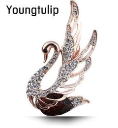 Young Tulip Crystal Brooches For Women Elegant Noble Pins Rhinestone Dress Corsage Party Jewelry 3 Colors Choose8745080