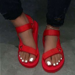 Sandálias de escorregamento macio de verão Akexiya