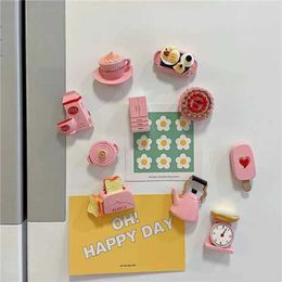 3PCSFridge Magnets The Girl Is Cute Creative Resin Refrigerator Magnets Emulating Cake and Milk Mini Kitchen Utensils Home Decor
