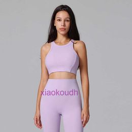 Designer Tops Sexy LUL Women Yoga Underwear Antibacterial Nude Striped Ribbed High Neck with Strength and Shockproof Top Support for Secondary Breast Sports Bra