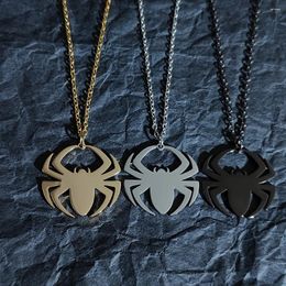 Pendant Necklaces Fashion Spider Halloween Pendants Round Cross Chain Mens Silver Color Neck Gothic Couple Streetwear Gifts