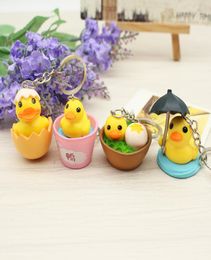 Cute Rubber Duck Keychain Women Kawaii Anime Eggshell Duckling Key Chain On Bag Car Trinket Jewellery Girls Party Birthday Friends G9687380