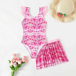 Nuove ragazze un pezzo da bagno con un pezzo di costume da bagno e spiaggia da sci rosa stampa rosa ragazza da bagno estivo per bambini costume da bagno h240508