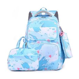 Backpacks 3Pcs/Set Camouflage Printing Kids Backpack For Girl Kids School Bag Children Waterproof Schoolbag Get Free Cartoon Pendant GIFT