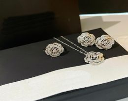 CH Jewellery set Top quality luxury diamond pendant necklaces earrings ring for woman classic style wholer brand design 18K gold8395594