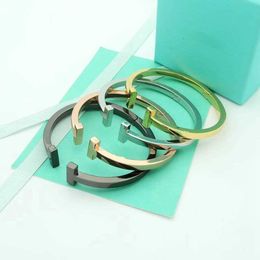 Designer bracelet fashion luxury jewelry for lovers New Double Bracelet Letter Simple Fashion with common tiffaniy