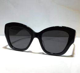 0808 New Popular Sunglasses Women cat eye frame Goggles women popular style Top Quality UV 400 Protection high quality with case 03968419