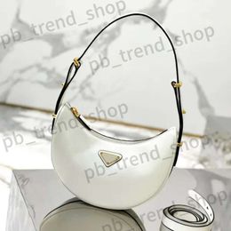 designer bag tote bag wallet hobos handbag luxury Inverted triangle shoulder bags beach saddle purse triangle makeup bag 383