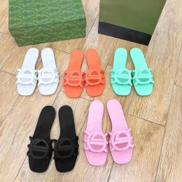 Jelly Script beach pool Slide Summer sunny sandals luxury Slippers Interlocking rubber Sliders Women sexy Flat heel loafer 5 Colours Designer Mule mans sandale