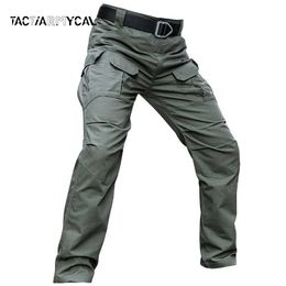 Men's Jeans Military Tactical Pants Mens Multi Pocket Cargo Pants Black Green Mens Trousers Outdoor Hiking Waterproof and Breathable Pants J240507