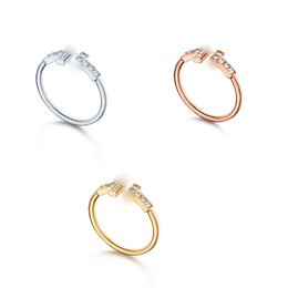 Hochwertige offene Doppel -T -Ring -Luxus -Diamantschmuck Frauen Diamond Shell Liebe Hochzeit Roségolden Klassiker