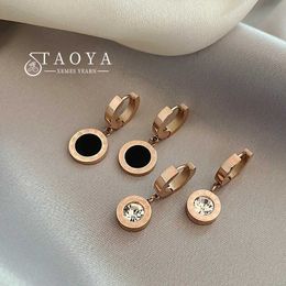 Stud 2023 Fashion Classic Roman Black Disc Pendant Stainless Steel Rose Gold Colour Earrings Womens Colourless Jewellery Accessories J240508