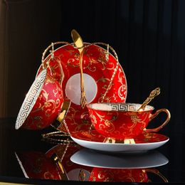 Vintage European Bone China Coffee Cup Set Ceramic Highgrade Exquisite Senior Sense Niche Tea British Style Gift Box 240508