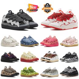 2024 Fashion Leather Curb Sneakers Designer Casual Shoes Anthracite Denim Blue White Ivory Pink Nappa Calfskin Embossed Mother and Child Women Mens Flat Trainers