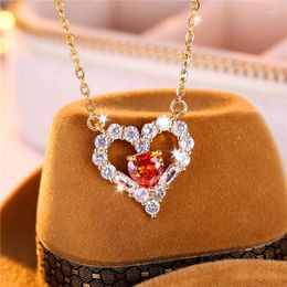 Pendant Necklaces Fashion Female Red Round Heart Necklace Cute Gold Color Wedding Jewelry Gift For Women