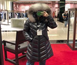 2020 New Winter Fashion Fulmarus Down Women Big Fur Collar Hooded Warm Parkas Long Coat Female Jacket Bomber Jackets9615237