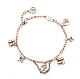 Four-leaf Flower Bracelet Fashion Design Double Layer bracelet Light Luxury Multi-accessory Bracelet Valentine's Day Gift