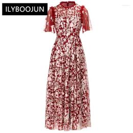 Party Dresses Autumn Mesh Long Dress Women O-Neck Butterfly Sleeve Flower Embroidery Red Vintage