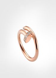 Luxury Designer Rings Classic Luxury Designer Jewelry Women Rings Nail Ring Titanium Steel Goldplated Never Fade Not Allergic2445174