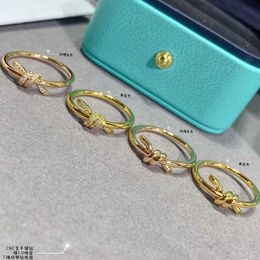 Band Rings V Gold High end Twisted Knot Ring T Home Diamond Womens 18K Rose Rope Champagne Proposal Q240507