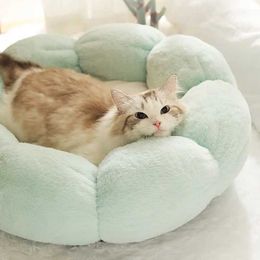 Cat Beds Furniture Cat Kennel Dog Kennel All Seasons Universal Cat Bed Detachable and Washable Warm Thick Cat Bed d240508