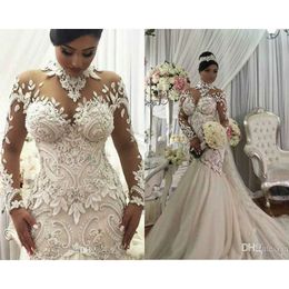 Sjöjungfru hög ärmstorlek klänningar illusion plus nacke applicerad pärlstav dubai arabiska brud långa slott bröllopsklänning