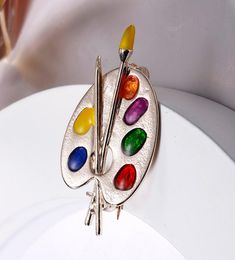 Colorful Fashion Brooch Enamel Artist Decorative Palette Badge Unisex Children Dress Costume Sweater Bag Lapel Pins Gift6549947