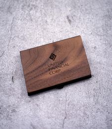 10 pcsLOT real Wood business card holder Money Clips Top ultra thin wallet minimalist Aluminium credit2647861