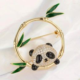 Brooches Chinese Creative Cute Style Panda Brooch For Women Saving Bamboo Corsage Wind Jacket Pin Accessories Gift