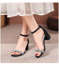 Dress Shoes 2024summer Women Buckle Open Toe Roman Sandals Cover Heels Sandalias Classic Silver Square High Sandal