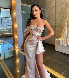 Nude Pink Prom Dresses Sequins One Shoulder Sleeveless Strapless Satin Sexy High Side Split Chic Party Gowns Sweep Floor Length Plus Size Custom Made 0508