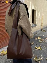 Waist Bags HanOrange 2024 Autumn Winter Vintage Lazy Cross Body Shoulder Bag Strap Large Capacity Soft PU Leather Women