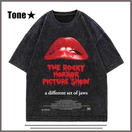 Summer American Half sleeved Mens Washed Old Couple Short sleeved Loose Red Lip Poster Printed T-shirt