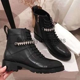 JC Jimmynessity Choo Leather Embellished Boots Cruz Crystal Combat Black Shoes Woman Grainy Women Ankle Brand Knight Short Motorcycle 3PZT