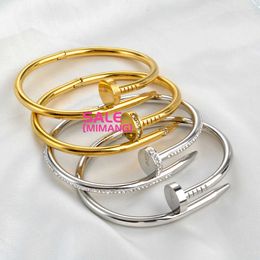 Designer Cartres Bangle Light Luxury Card Home Iron Nail Stainless Steel Bracelet Female 18k gold Plating 8ZSJ