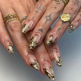 False Nails 24pcs Gold Baroque False Nails Patch French Gold Star Pattern Fake Nail Almond Wearable Girl Press on nail Tips Manicure Sets T240507