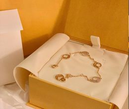 Luxury link chain Fashion Bracelet Designer For Women Simple Classic Letters Gold Diamond Bracelet Anniversary Wedding Party Gift 7354868