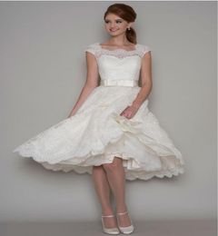 Knee Length Vintage Lace Short Wedding Dresses Sleeveless Sheer Neck Buttons Back 50s Informal Aline Bridal Gowns Custom Made Dis6979634