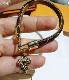 new sun flower doll electroplated thick gold designer earrings with fashion leather designer bracelet1378388