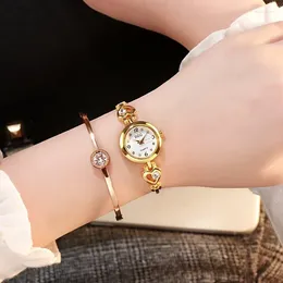 Wristwatches 2024 Fashion Women Heart Bracelet Watch Rose Gold Quartz Wristwatch Dress Casual Watches Gift Accessories