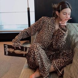 The Ladies Fashion Leopard Print Pyjamas Female Spring LongSleeved Europe And United States Sexy Home Wear Suit 240428