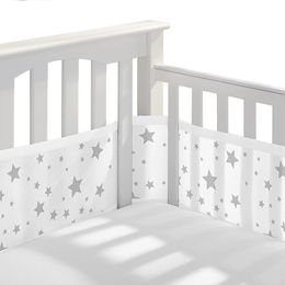 Breathable Mesh Bed Liner 4 Panel Baby Cot Fence Cotton Railing Thicken Bumper Onepiece Crib Around Protector Room Decor 240418