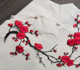 New Plum Blossom Flower Applique Clothing Embroidery Patch Fabric Sticker Iron On Sew On Patch Craft Sewing Repair Embroidered3898365