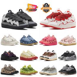 Top Quality Curb Sneakers Women Mens Designer Dress Shoes Black Grey Denim Blue Pink Green White Ivory Embossed Mother and Child Nappa Calfskin Leather Trainers